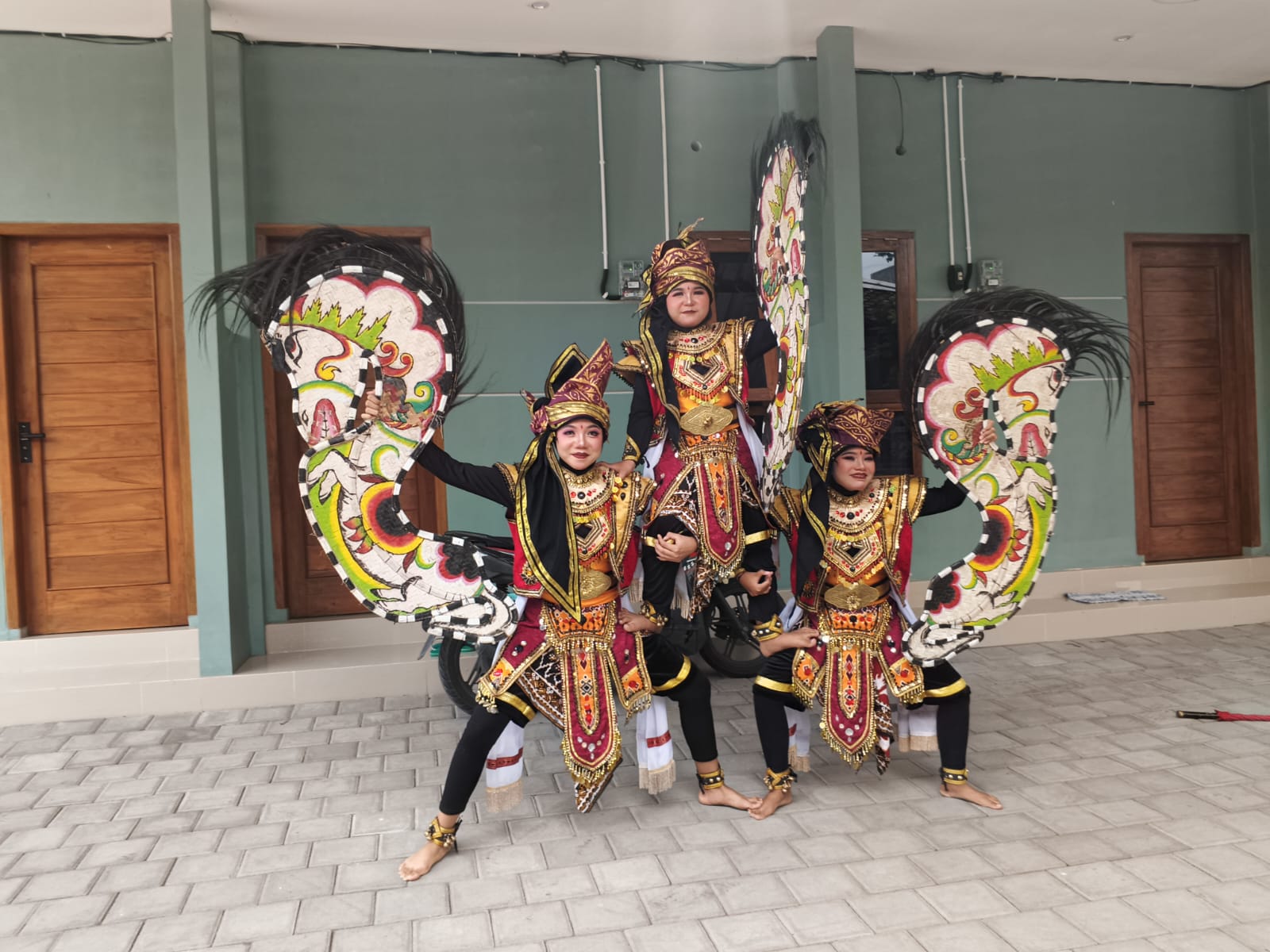 Tari kreasi dari MIN 1 Bantul