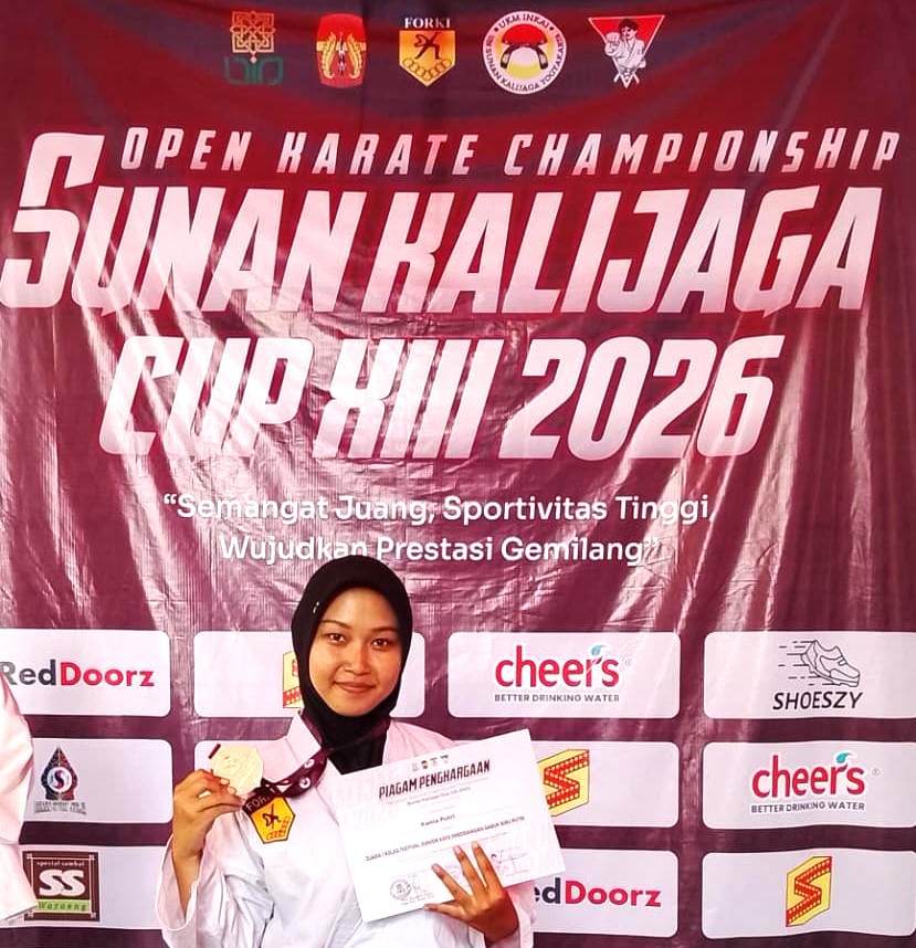 Dua Karateka MAN 4 Bantul Bersinar di Sunan Kalijaga Cup XIII 2026