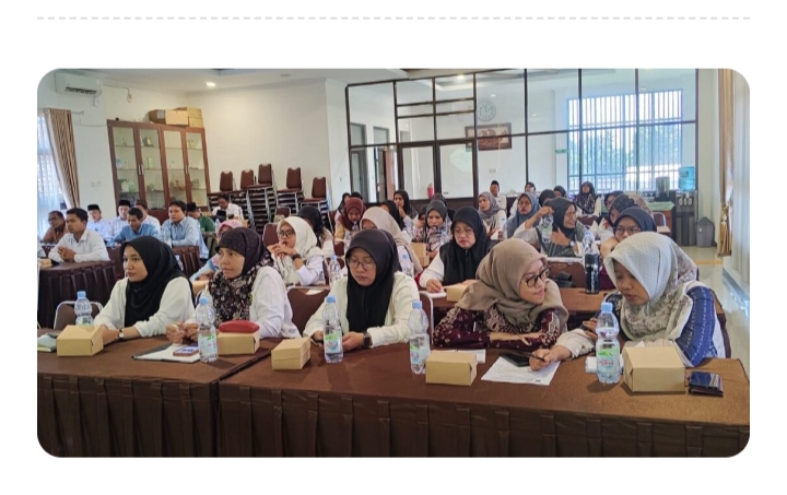 Mengikuti Sosialisasi Perkemahan Siswa