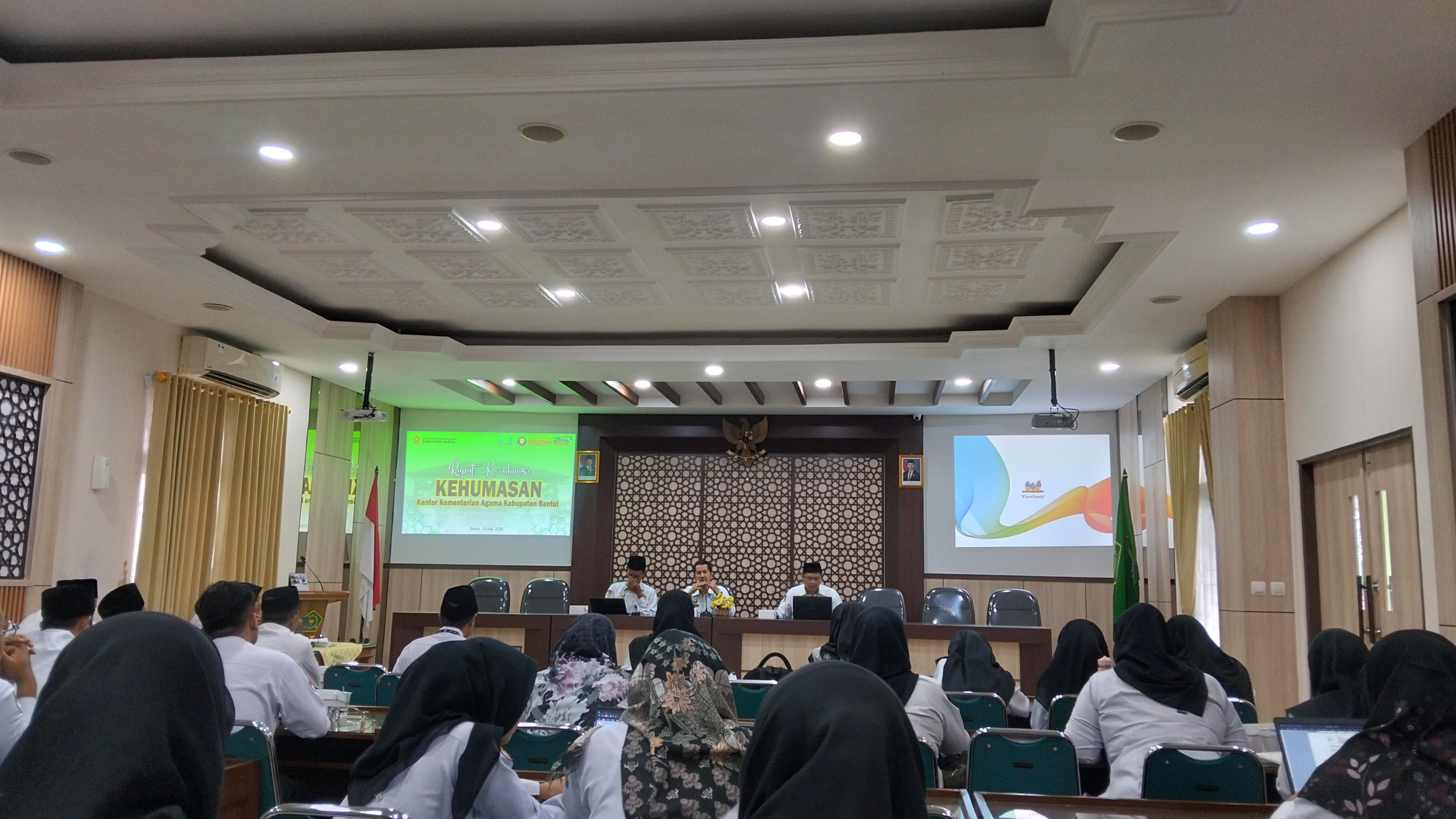 Tingkatkan Kompetensi Kehumasan, Pegawai MIN 2 Bantul Hadiri Rakor Kemenag Bantul