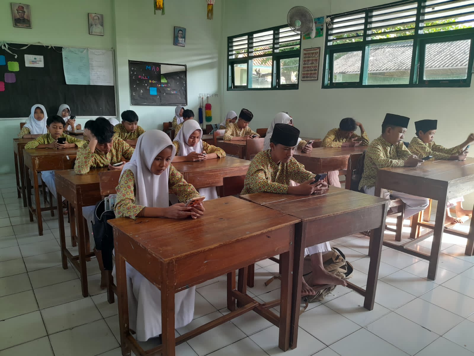 Semangat Raih Prestasi, Siswa Kelas 6 MIN 2 Bantul Ikuti PAT 2026 dengan Tertib dan Disiplin