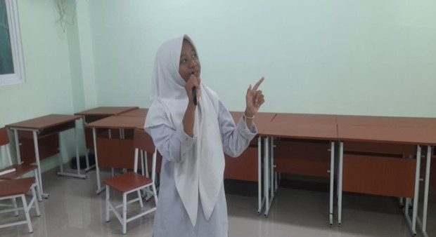 Khansa Nusyafiqoh Siap Harumkan MTsN 9 Bantul di Ajang FLS3N Dikpora Bantul