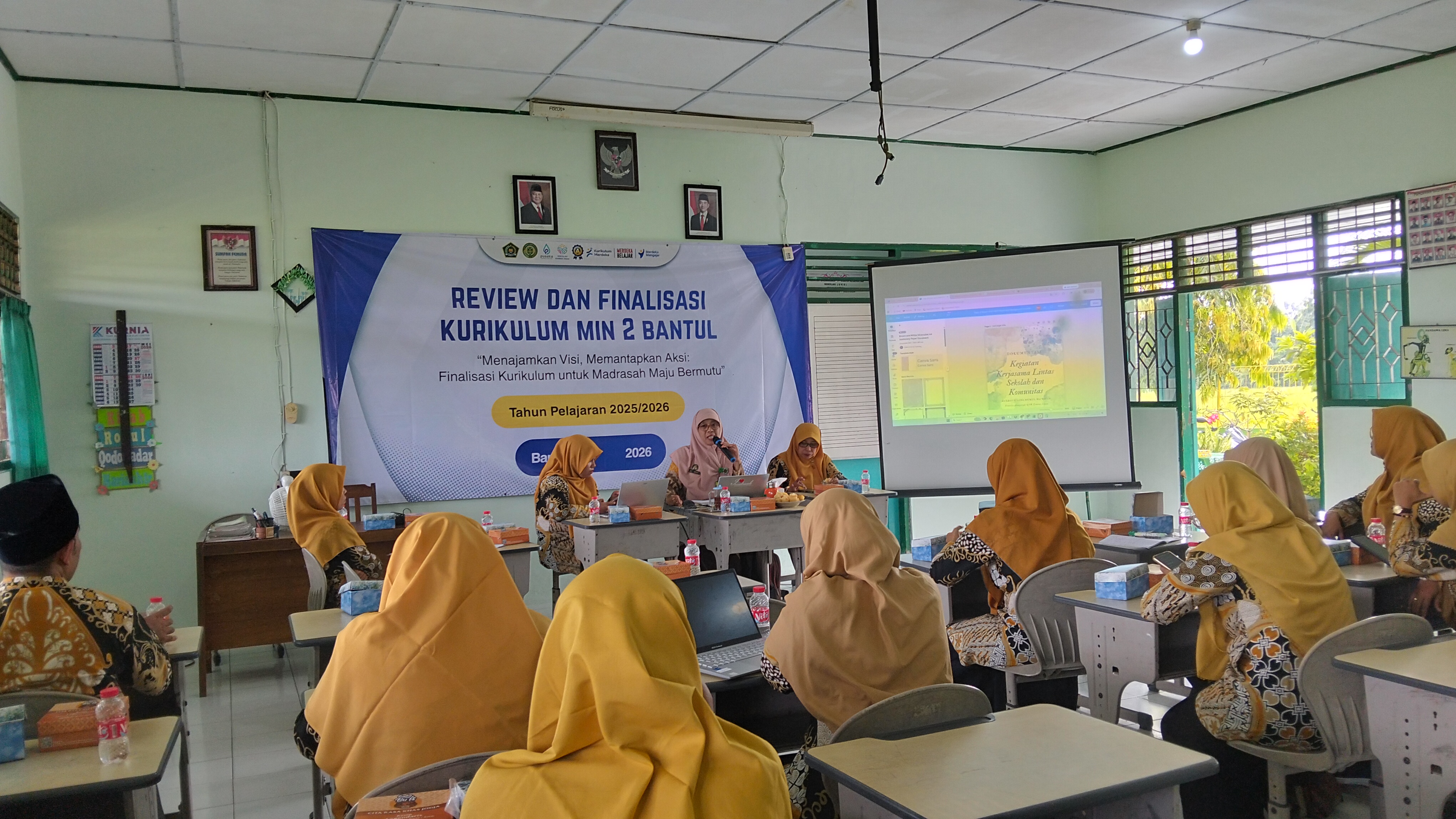 MIN 2 Bantul Gelar Review dan Finalisasi Kurikulum Tahun Pelajaran 2025/2026