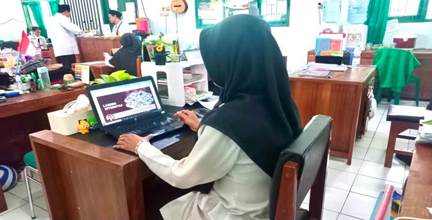 Melalui PJJ-BMBPSDM, Guru MTsN 9 Bantul Perkuat Profesionalisme dan Integritas ASN