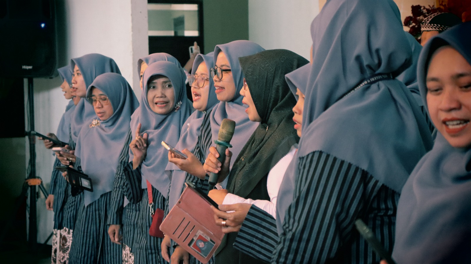 Persembahan Lagu Guru dan Tenaga Kependidikan Harukan Haflah Muwadda’ah Kelas IX MTsN 9 Bantul