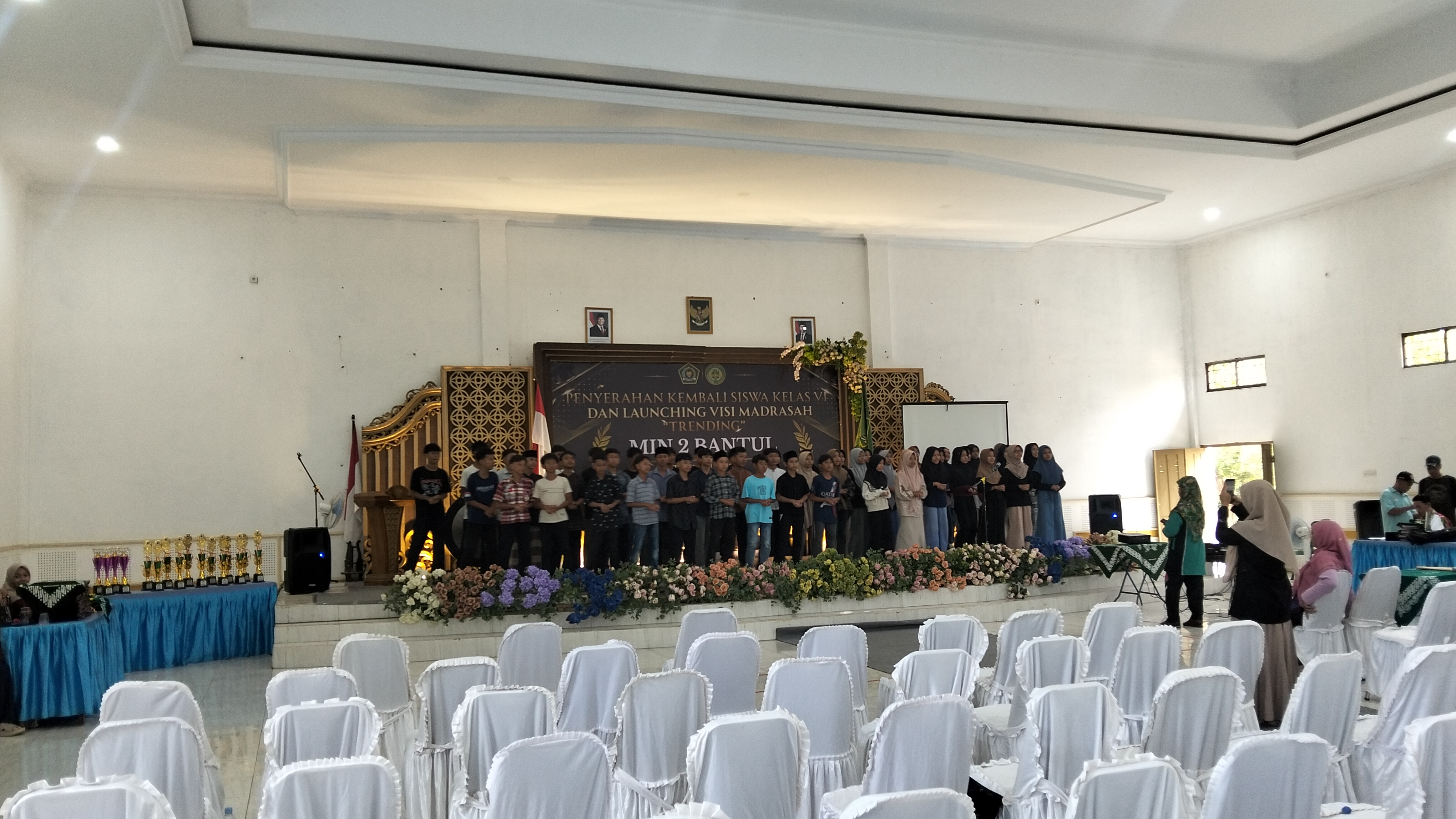 Gladi Bersih Penyerahan Kembali Siswa Kelas VI dan Launching Visi-Misi "TRENDING" MIN 2 Bantul