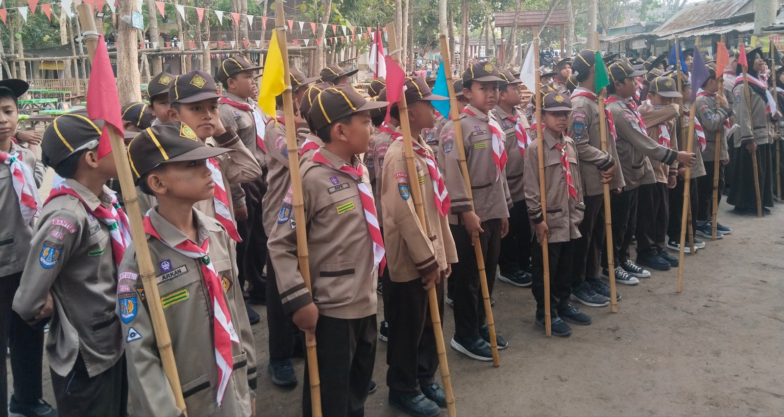 Pelantikan Pramuka Siaga ke Penggalang MIN 1 Bantul