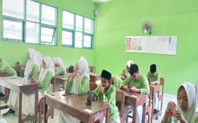Siswa-Siswi MTsN 5 Bantul Ikuti ASTS Gasal Usai Upacara Hari Kesaktian Pancasila