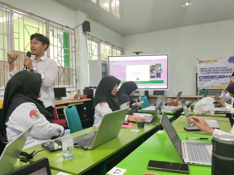 MTsN 6 Bantul Gelar Pelatihan Aplikasi LagiMantul.id