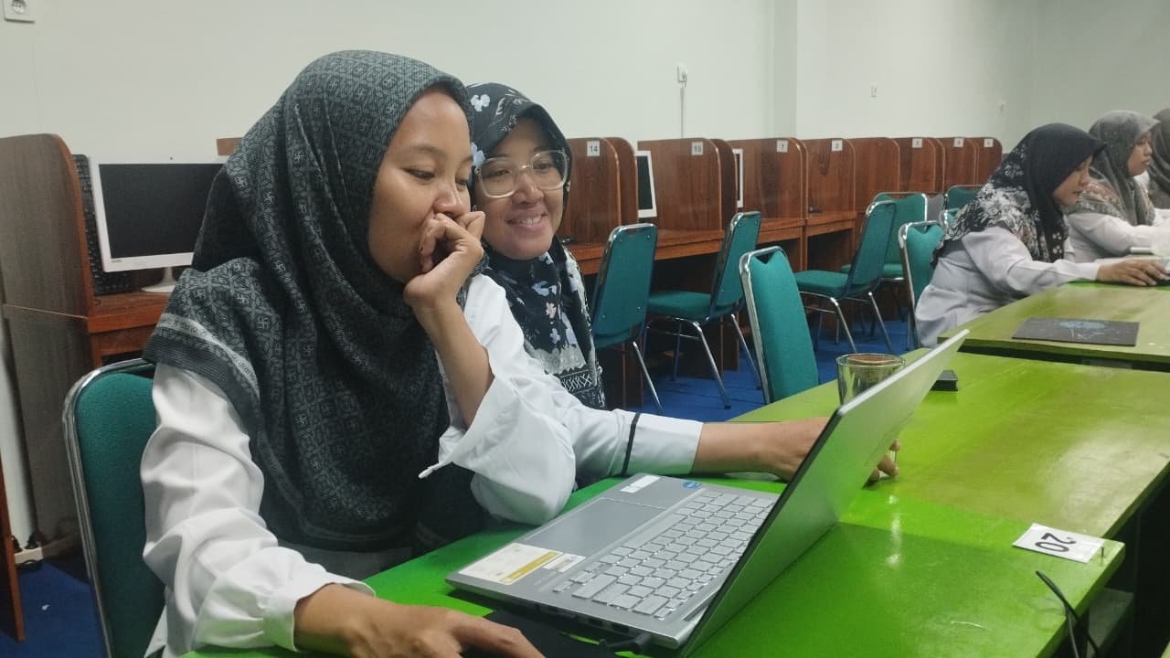 Ketua Lomba Madrasah Hebat Pantau Langsung Pemenuhan Eviden MTsN 6 Bantul
