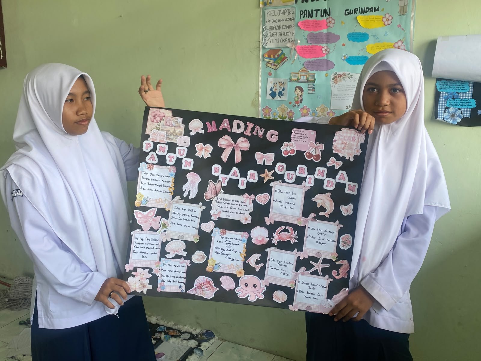 Kata-Kata Jadi Karya, Siswa MTsN 6 Bantul Pamerkan Kreativitas Lewat Mading