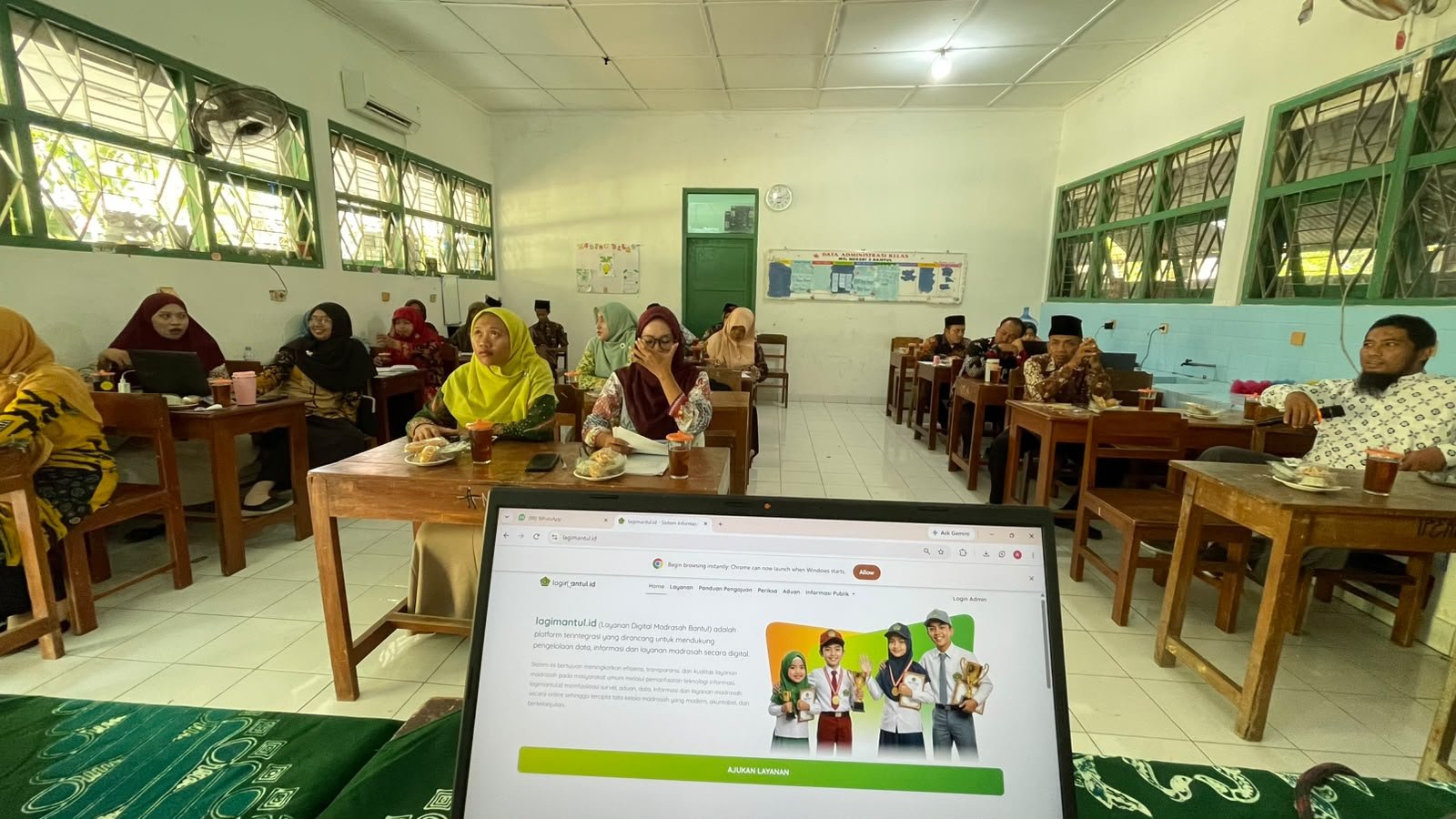 Sosialisasi Aplikasi LAGIMANTUL, Langkah Penguatan Digitalisasi Layanan di MTsN 3 Bantul