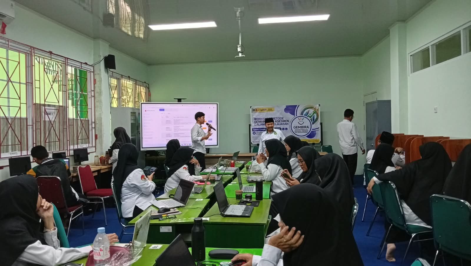 Semakin Melek Digital, MTsN 6 Bantul Sosialisasikan Aplikasi Lagimantul