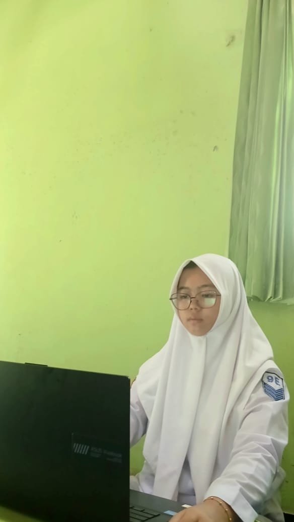 Tetap Semangat, Murid MTsN 9 Bantul Ikuti Uji Coba OMI dari Banjarnegara