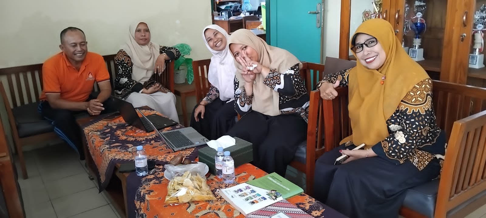 Sinergi Tim Keuangan, MIN 2 Bantul Mantapkan Penyusunan E-RKAM 2026
