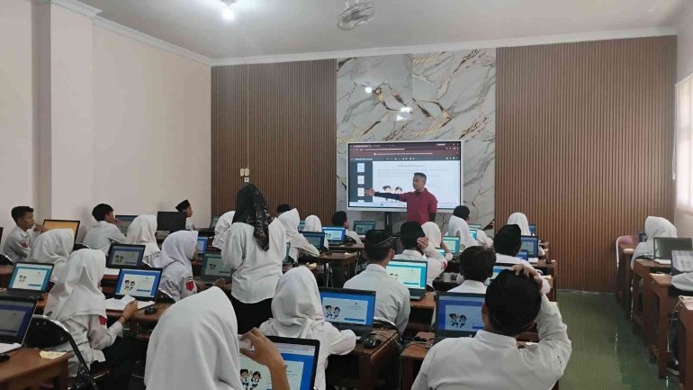 MTsN 2 Bantul Gelar Simulasi Aplikasi Try Out TKA Kelas IX