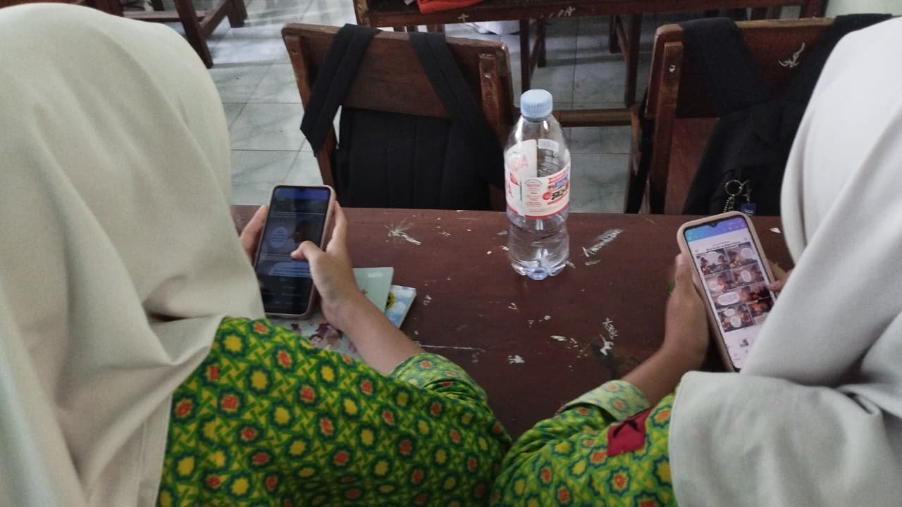 Dari Pakeliran ke Panel Komik, Siswa Kelas IX B MTs N 6 Bantul Hidupkan Kisah Karna Tanding