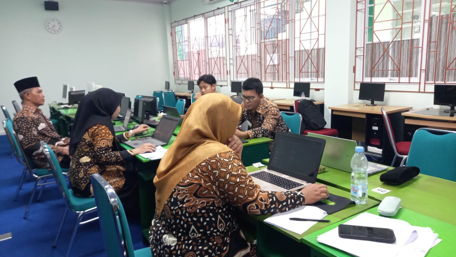 Tim Inovasi MTs N 6 Bantul Koordinasikan dan Bahas Eviden LMH