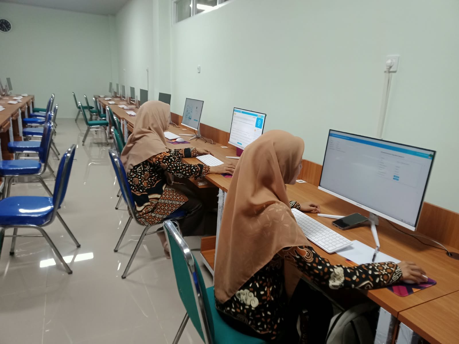 Mengukur Kompetensi, Dua Guru Fikih MTsN 6 Bantul Sukses Ikuti AKGTK