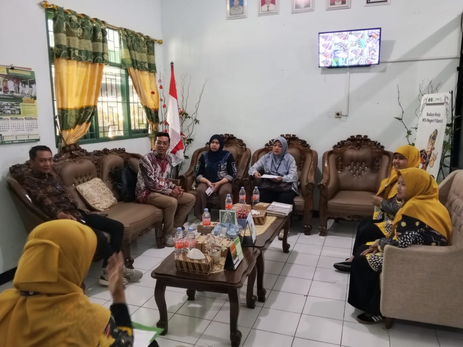 MTsN 9 Bantul Terima Kunjungan Monev Integrasi EMIS 4.0 dari Ditjen Pendis Kemenag RI