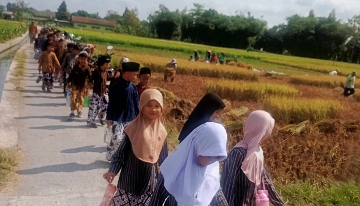 Langkah Kecil, Cinta Budaya Besar