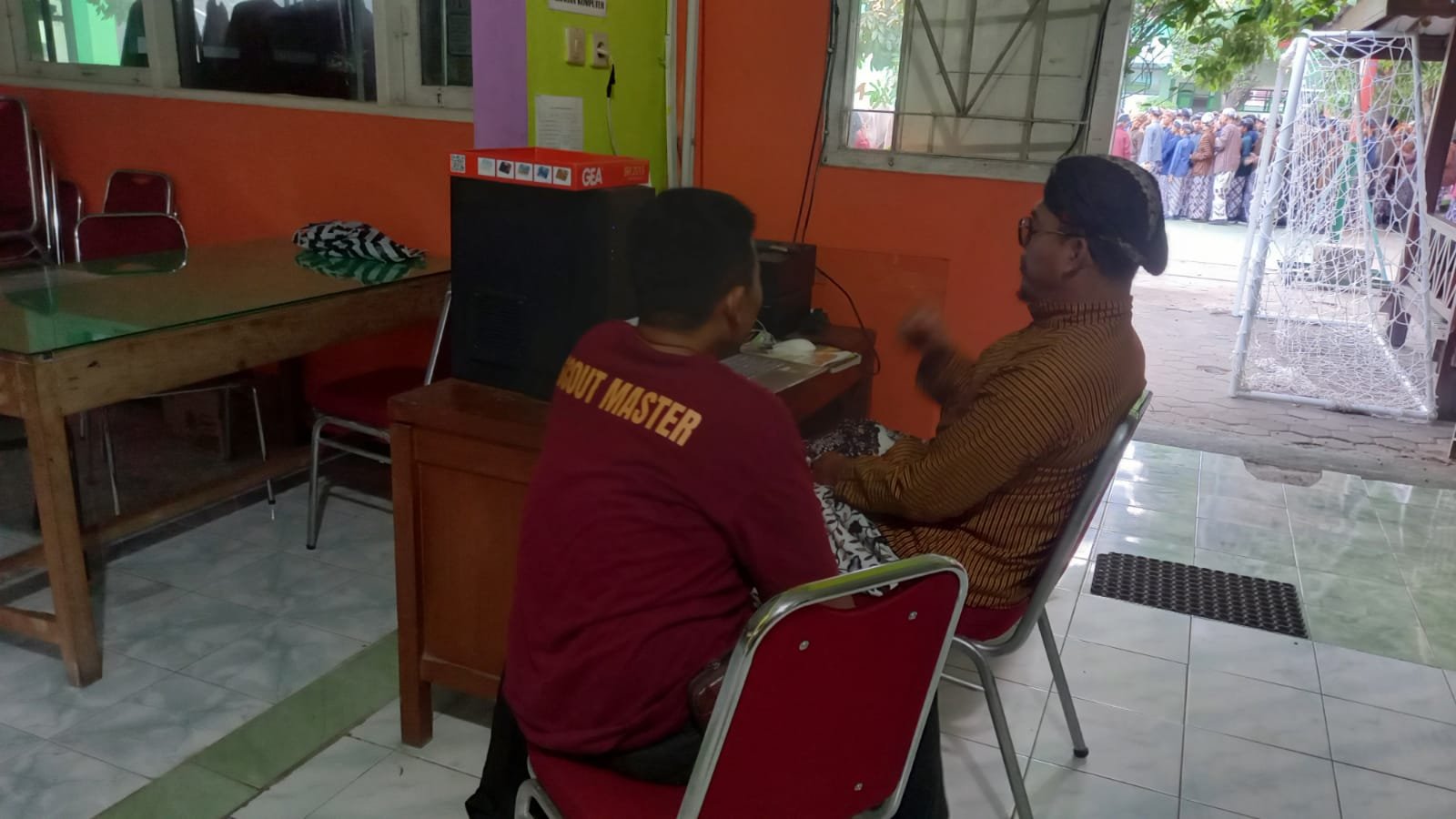 Tendik MTsN 6 Bantul Sigap Jadi Operator Pelantikan OSIM 2026–2027
