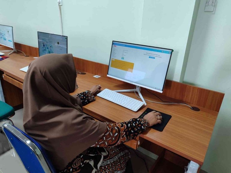 Ukur Kompetensi, Kuatkan Dedikasi:Perjuangan Guru MTsN 6 Bantul dalam AKGTK