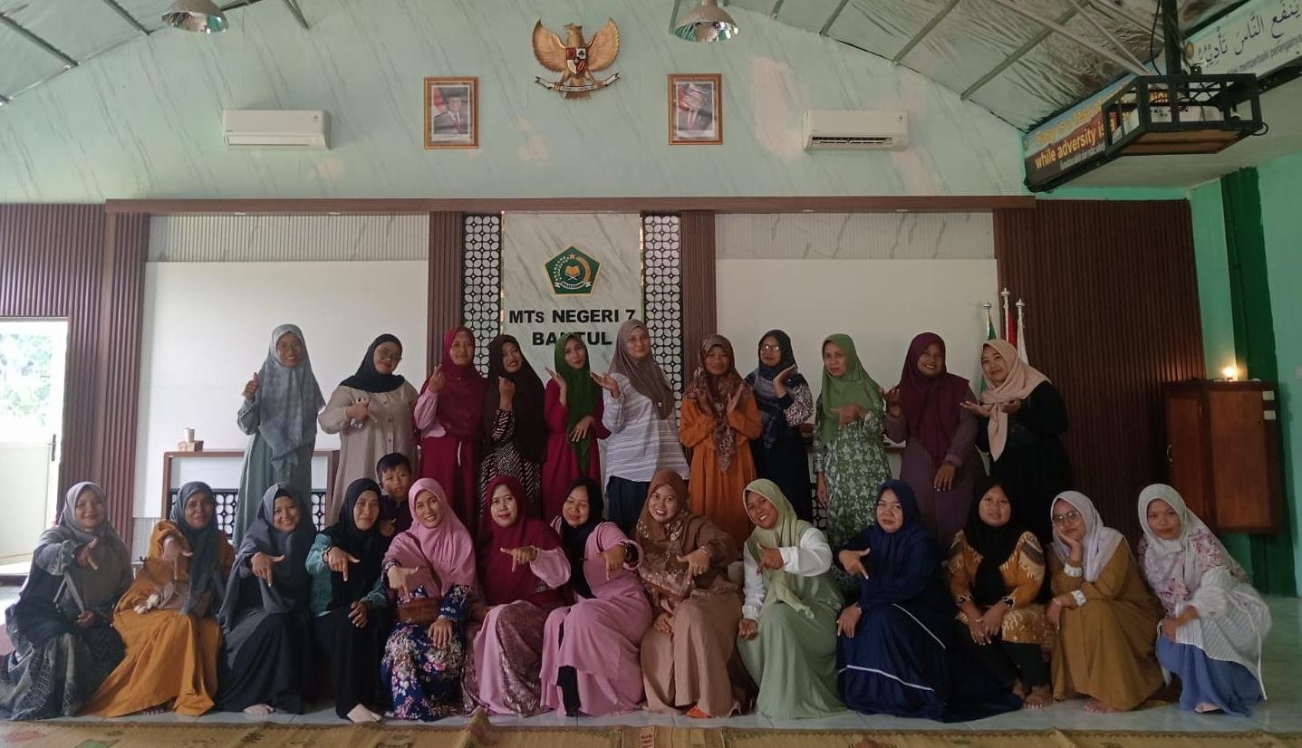 Pererat Sinergi Orang Tua dan Madrasah, POT Kelas VII B MTsN 7 Bantul Gelar Murojaah Al-Qur’an