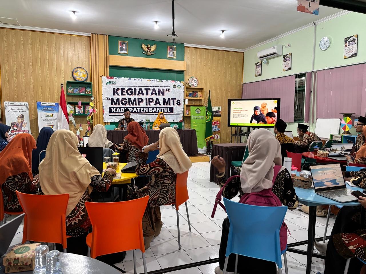 MTsN 9 Bantul Jadi Tuan Rumah MGMP IPA MTs Kabupaten Bantul, Bahas Perangkat Pembelajaran KBC