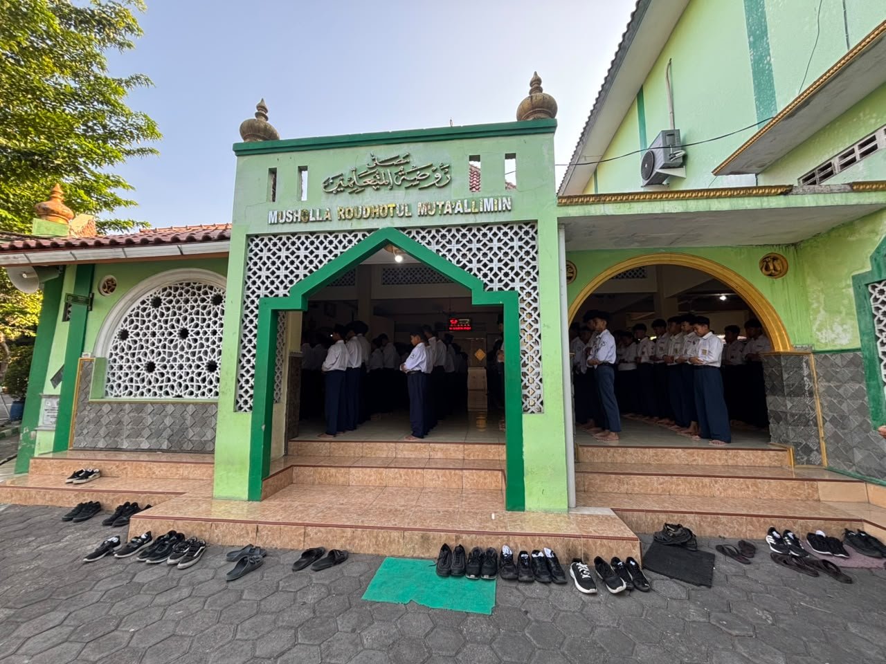 Mantapkan Ikhtiar dan Doa, MTsN 9 Bantul Gelar Salat Hajat untuk Kesuksesan Kontingen PKM