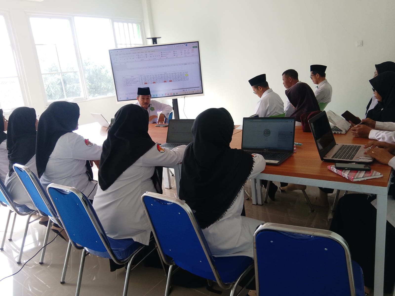 Lima Siswa SKS MTsN 6 Bantul Lolos Pleno Semester Empat