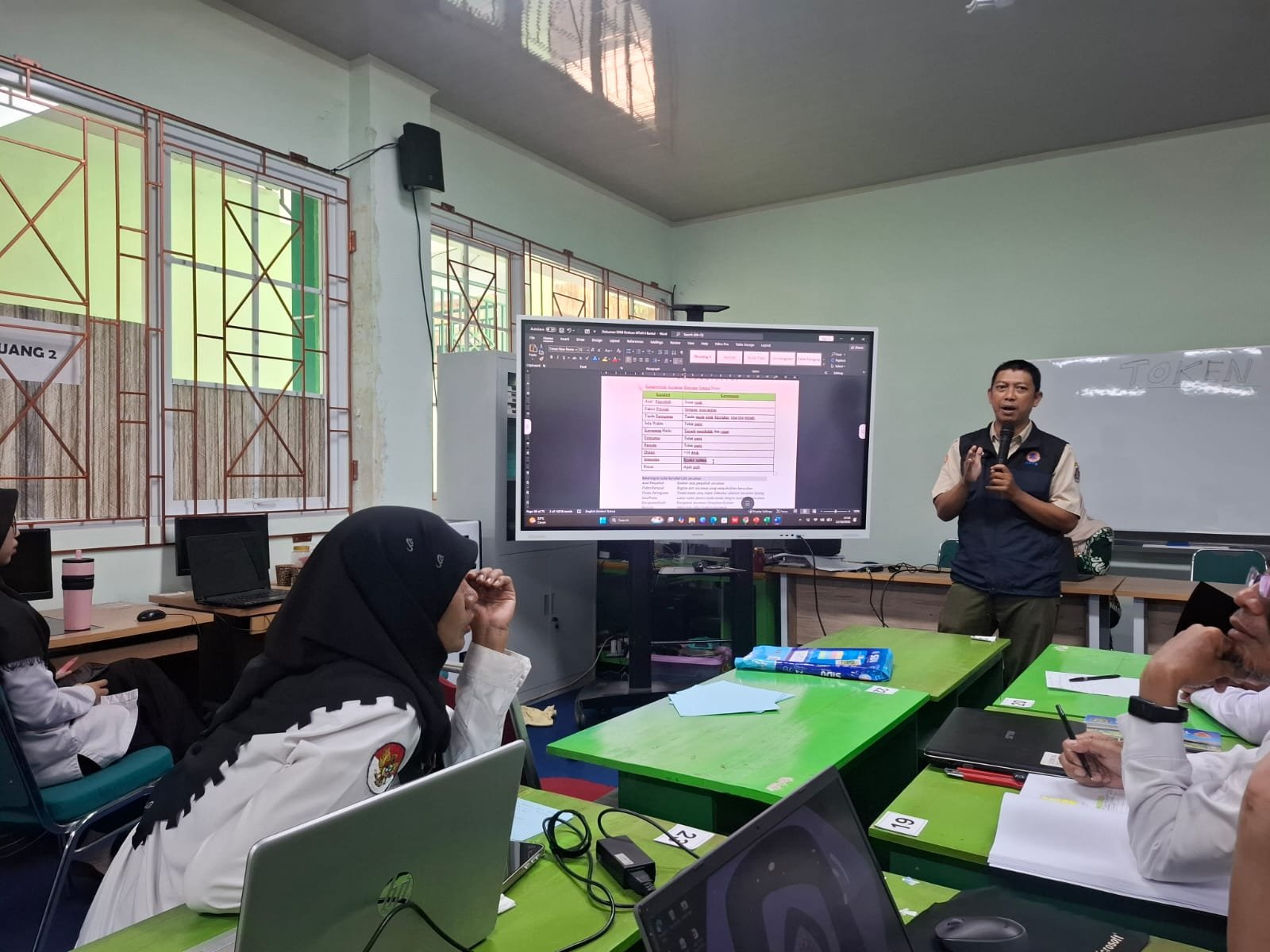 MTsN 6 Bantul Bedah Karakteristik Ancaman Bencana Gempa Bumi